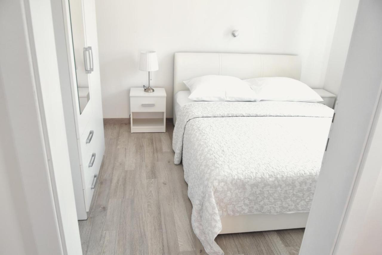 Rab Apartments Aurora Rab Town Ngoại thất bức ảnh