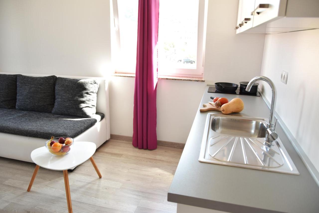 Rab Apartments Aurora Rab Town Ngoại thất bức ảnh