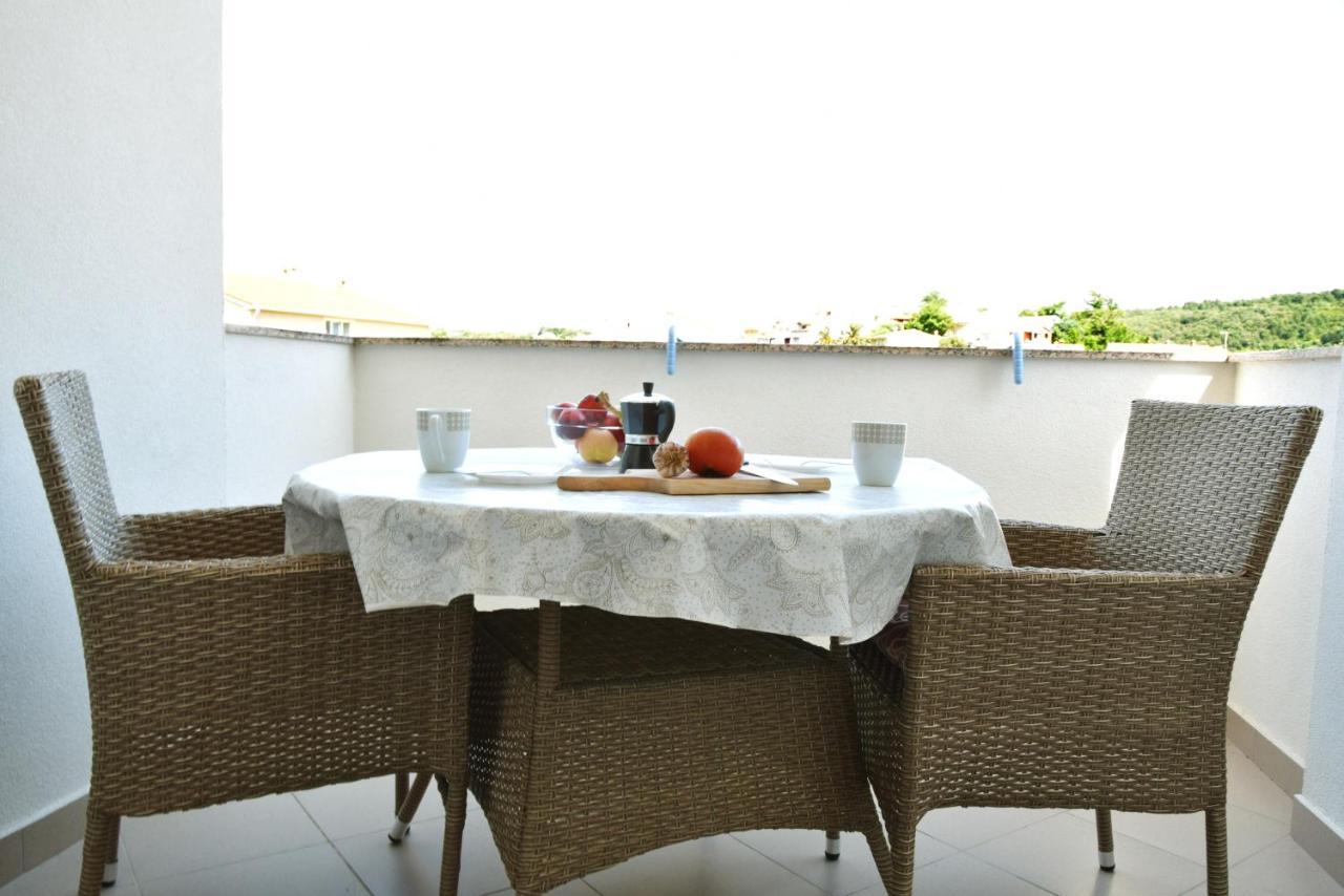 Rab Apartments Aurora Rab Town Ngoại thất bức ảnh