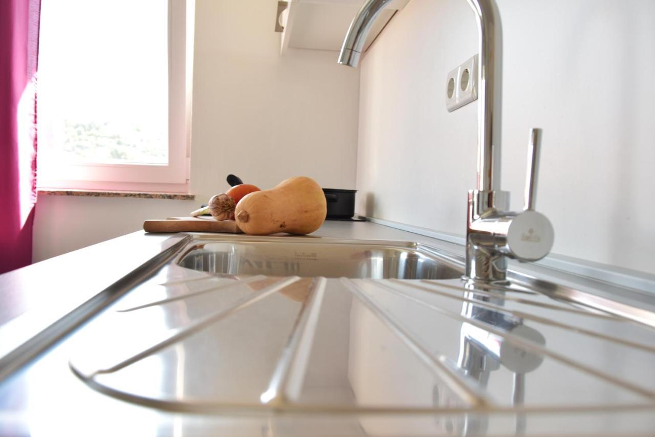 Rab Apartments Aurora Rab Town Ngoại thất bức ảnh
