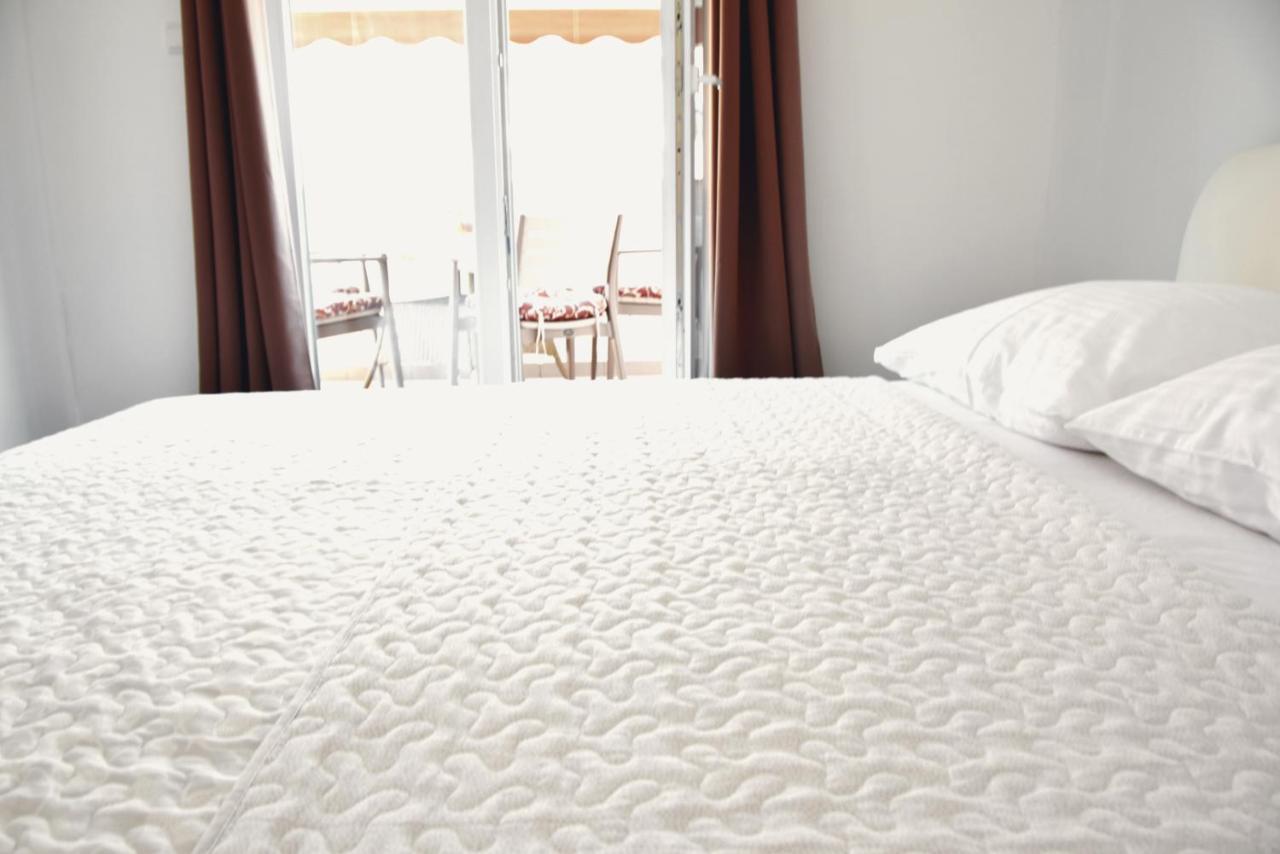 Rab Apartments Aurora Rab Town Ngoại thất bức ảnh